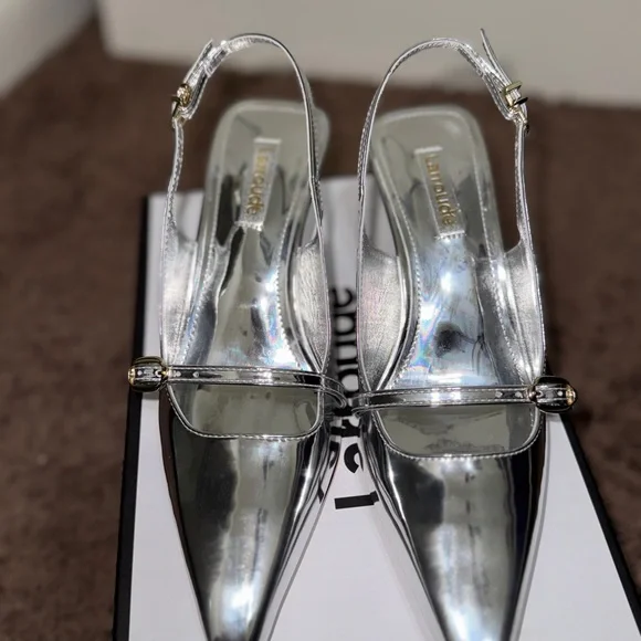 Larroude Ines Silver Women's Pumps size 6.5 - Picture 5 of 7